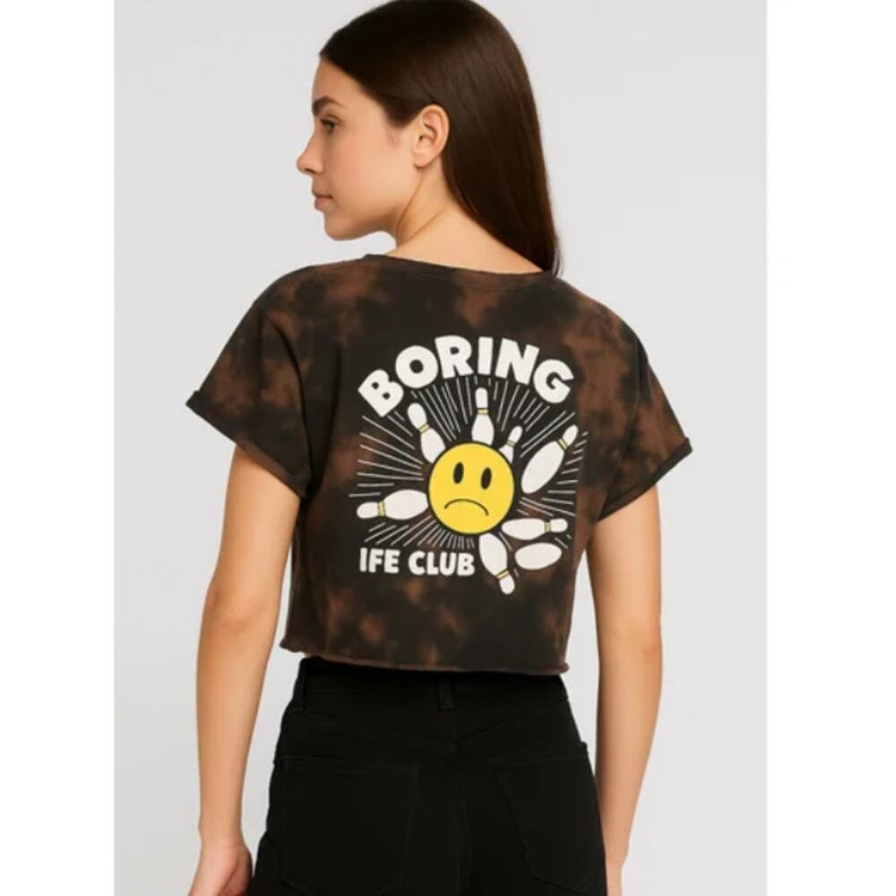 Boring Life Club Tie-Dye Graphic Tee Cropped Bowling Shirt M